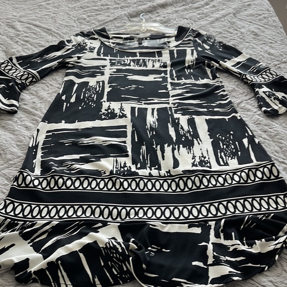 Tunic - Picture 4 of 4